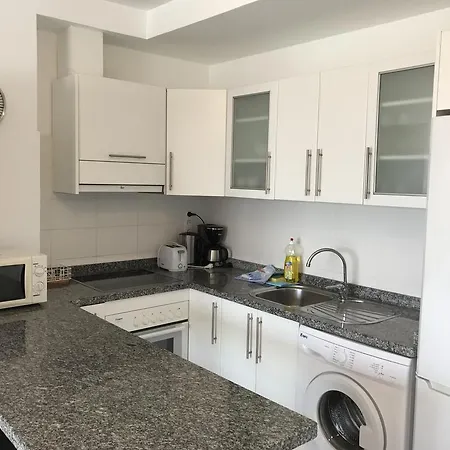 Harbour Lights 아파트