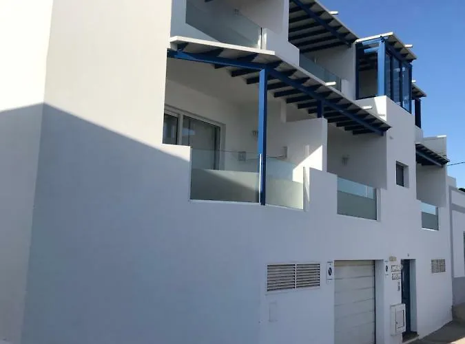 Harbour Lights Apartment