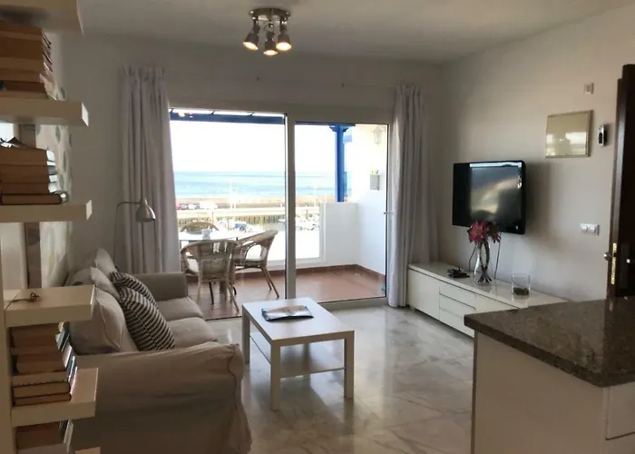 Harbour Lights Apartment *